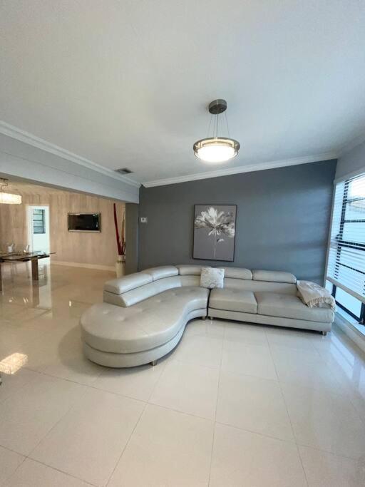 Modern Miami Oversized 3 Bedroom In Central Location Exteriör bild