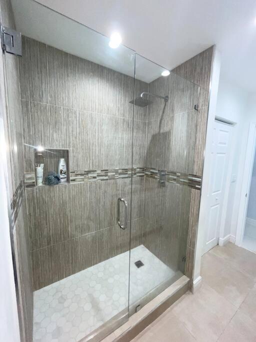 Modern Miami Oversized 3 Bedroom In Central Location Exteriör bild