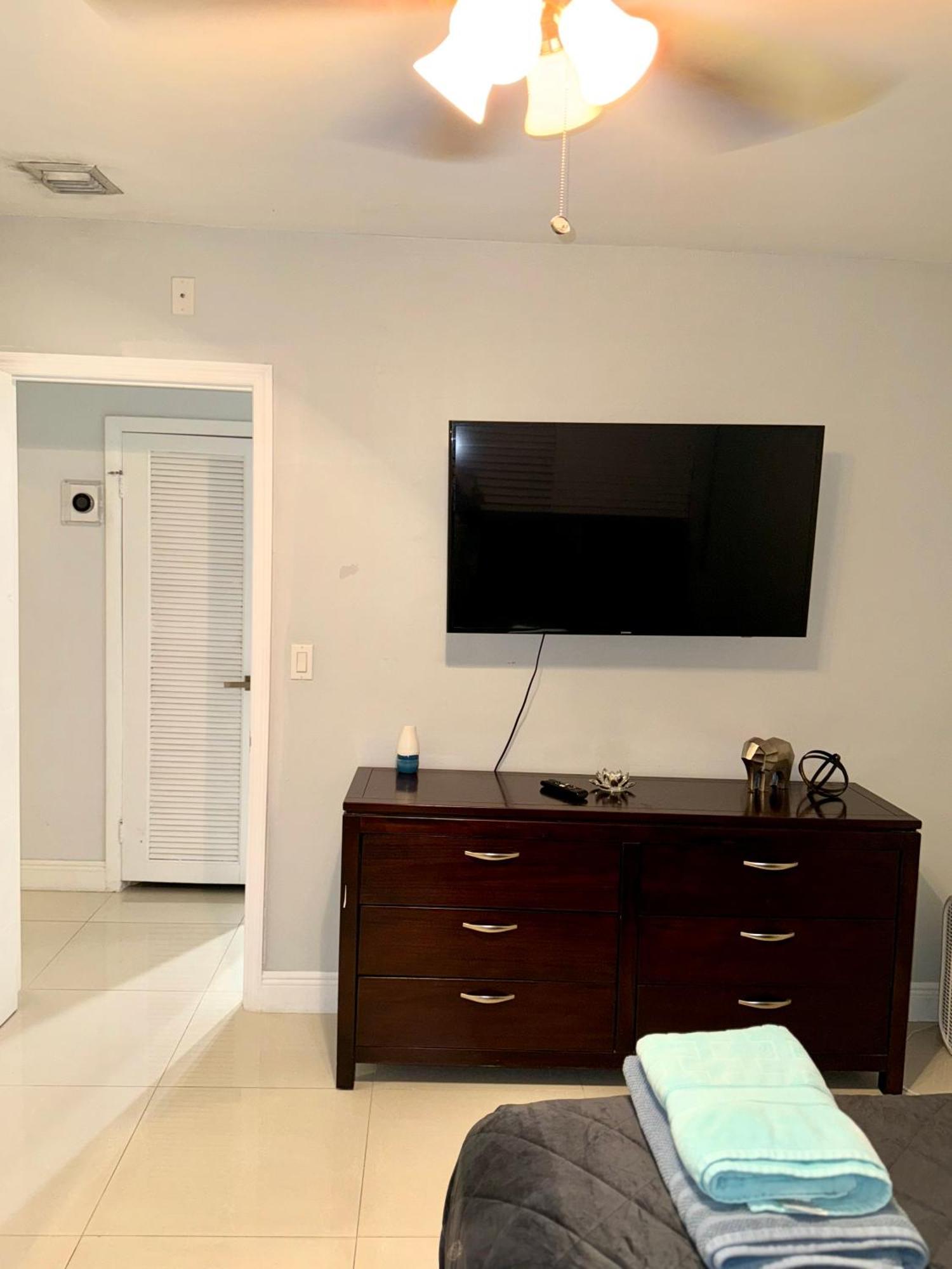 Modern Miami Oversized 3 Bedroom In Central Location Exteriör bild